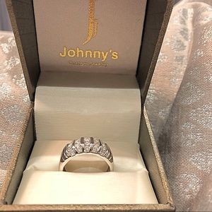 Beautiful diamond ring!!!